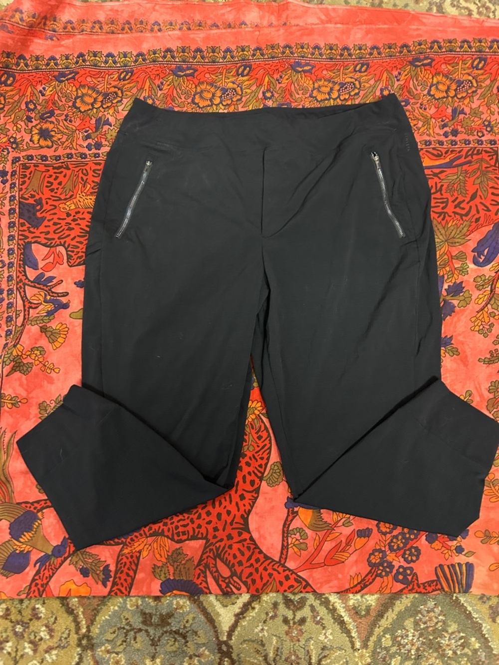 Athleta Women’s Plus Size 18 Black Crop Zip-Pocket Pants